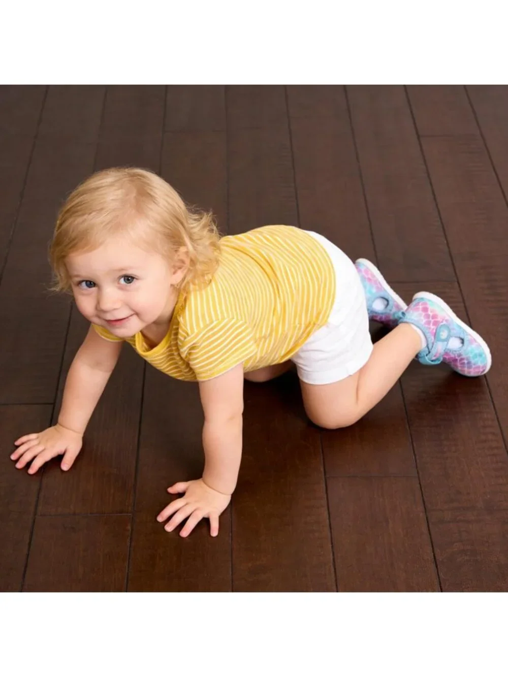 Quick-Dry Aqua Socks for Kids - Barefoot Water Sport Shoes for Beach & Pool Fun